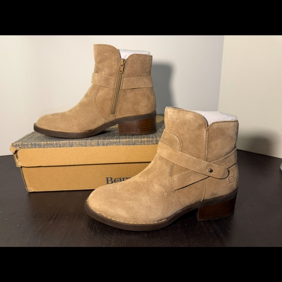 Born Tori Suede Heeled Boots Taupe Womans EU 40/US 8.5M - Picture 5 of 16